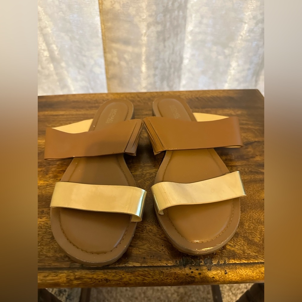 Michael by Michael Kors Comfortable Gold & Tan Sandals Leather